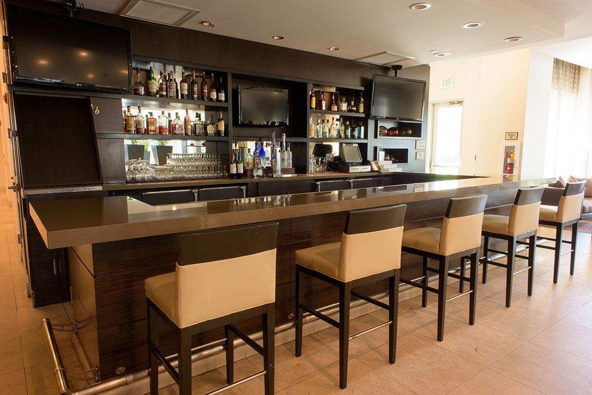Embassy Suites Ontario - Airport Экстерьер фото