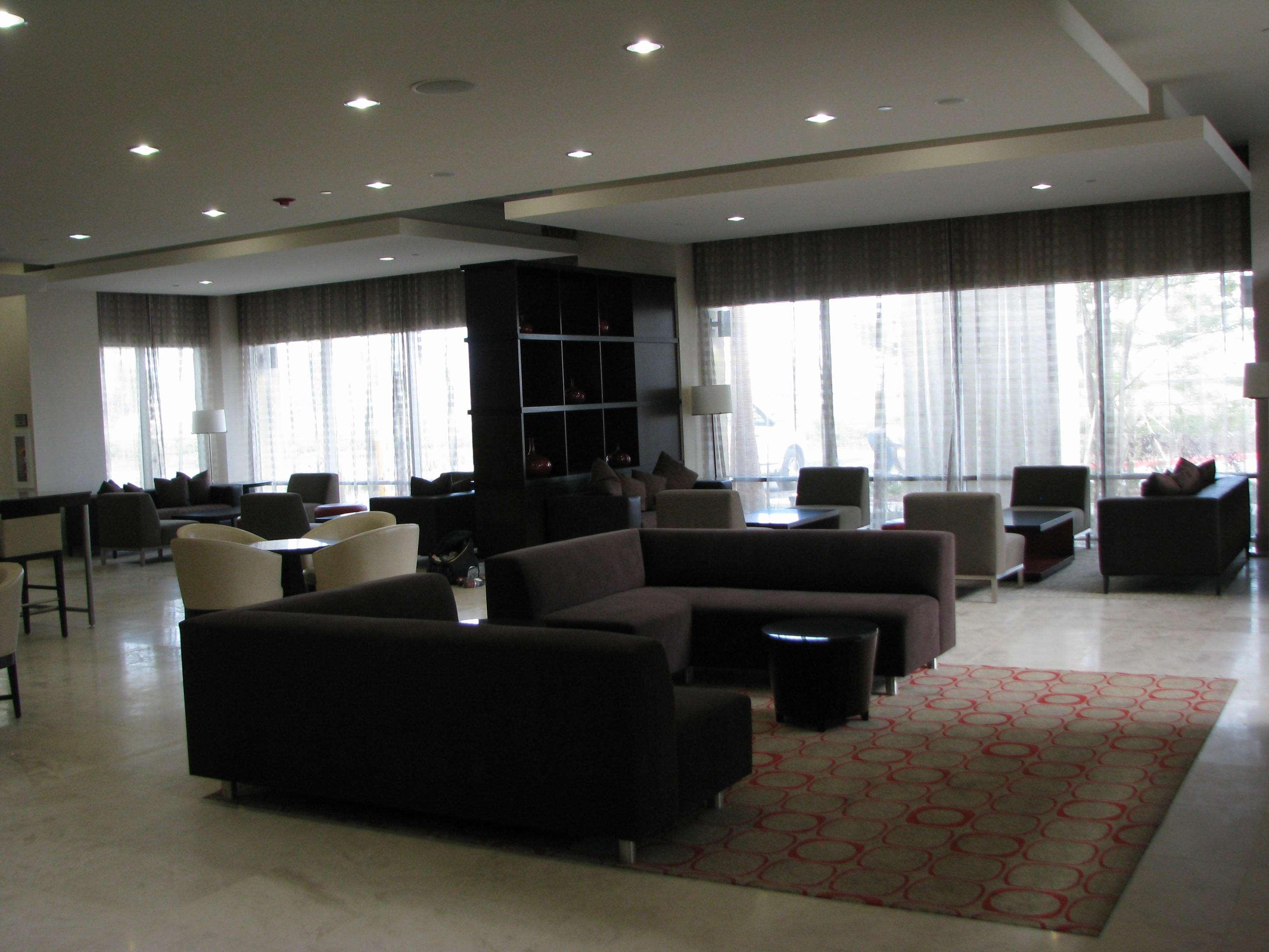 Embassy Suites Ontario - Airport Экстерьер фото
