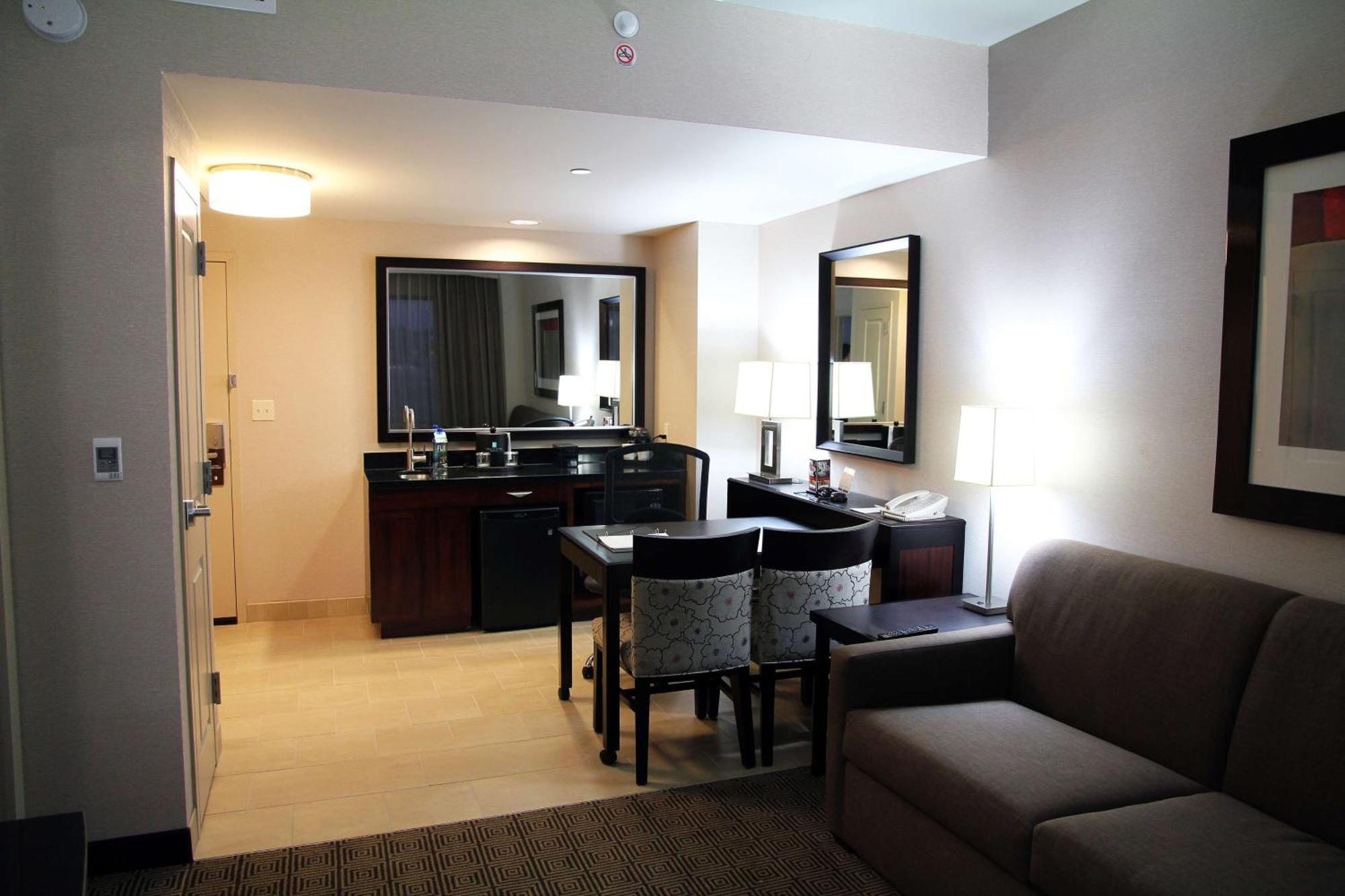 Embassy Suites Ontario - Airport Экстерьер фото
