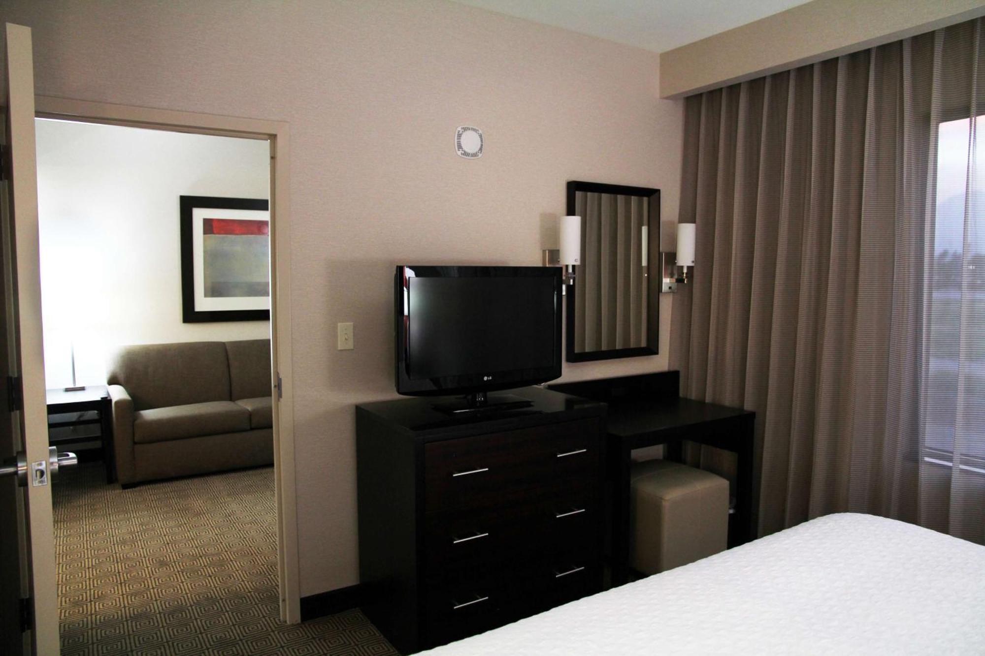Embassy Suites Ontario - Airport Экстерьер фото