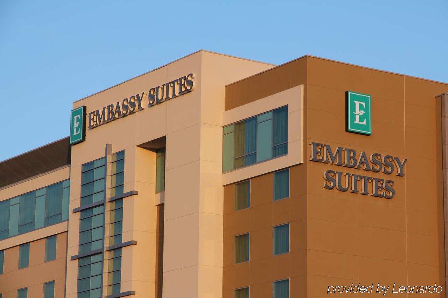 Embassy Suites Ontario - Airport Экстерьер фото